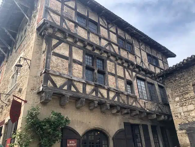 Pérouges