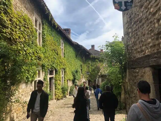 Pérouges