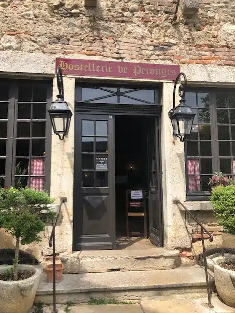 Pérouges
