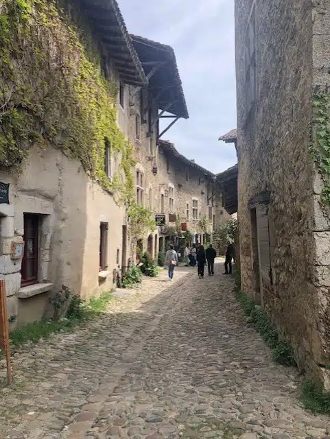 Pérouges