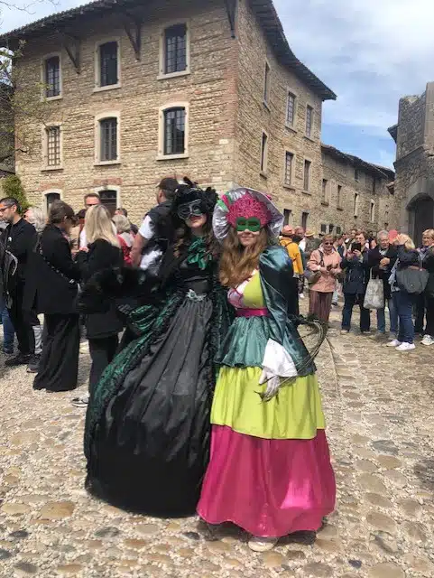 Pérouges