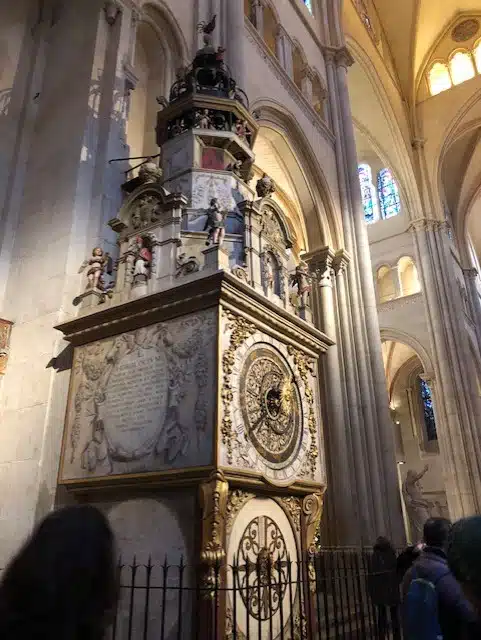 cathédrale saint jean baptiste lyon